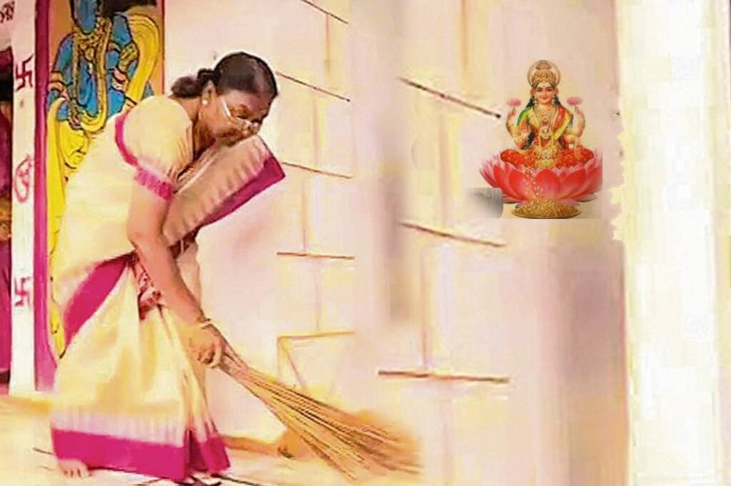 सपने में मंदिर में झाड़ू लगाना Sapne mein mandir me jhadu lagana